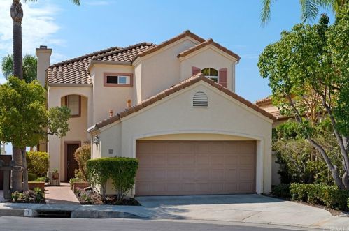 1 Marquesa, Dana Point, CA 92629-4120