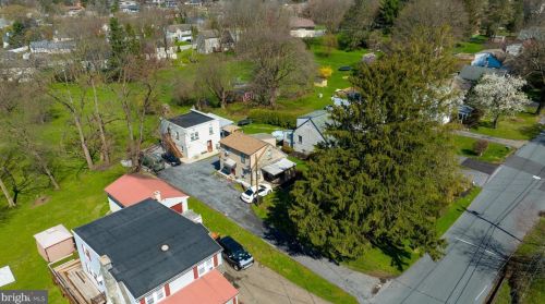 32 Eastland Dr, Lancaster, PA 17602-4106