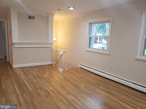 13350 Kerrydale Rd, Woodbridge VA  22193-5020 exterior