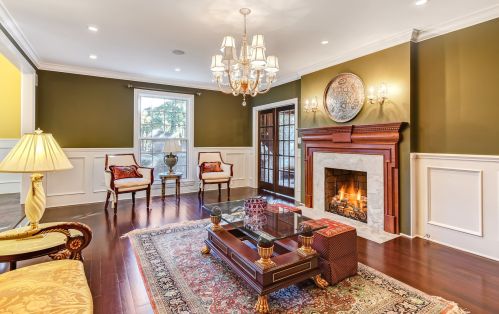 6116 County Line Rd, Willowbrook IL  60527-5719 exterior