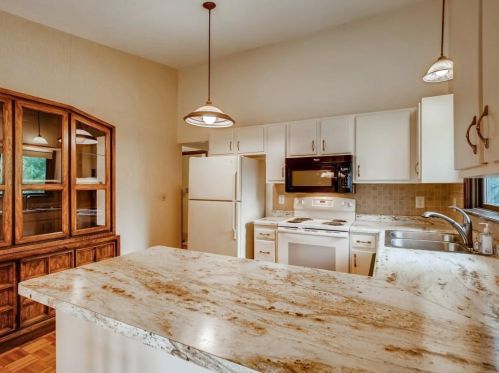 4385 Arden View Ct, Saint Paul MN  55112-1946 exterior