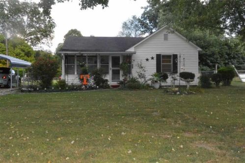 185 Hurt St, Trezevant, TN 38258-2510