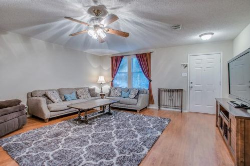 5173 Gold Basin Rd, Fort Worth, TX 76179-2397