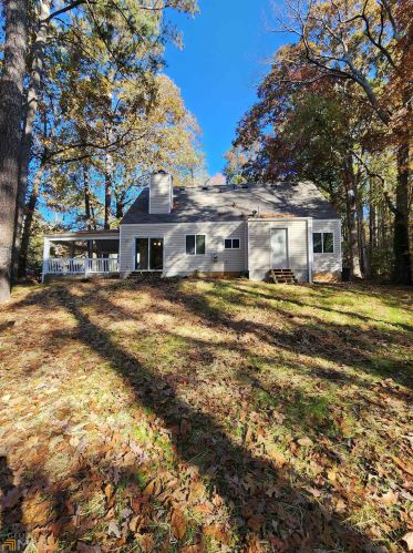 113 Springview Dr, Stockbridge, GA 30281-1101