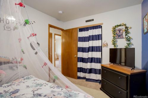 374 Emerald Ct, Loveland CO  80537-2015 exterior