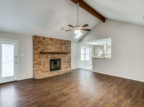 1328 Blanco Ct, Fort Worth, TX 76126-4227