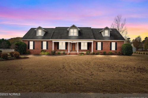 1220 Colts Pride Dr, Fayetteville, NC 28312-7000
