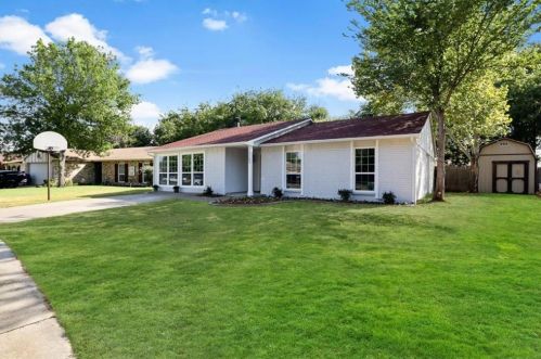 7153 Newcastle Pl, Fort Worth TX  76182-4927 exterior