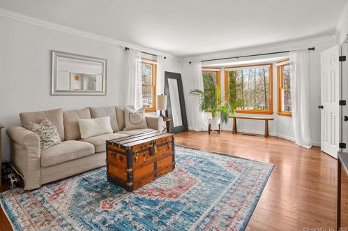 54 Misty Ln, Upper Stepney CT  06468-3215 exterior