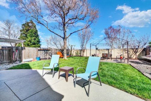 831 Chateau Cir, Vacaville CA  95687-7432 exterior