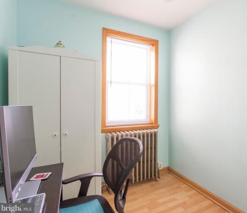 808 Belgrade St, Philadelphia PA 19125-3513 exterior