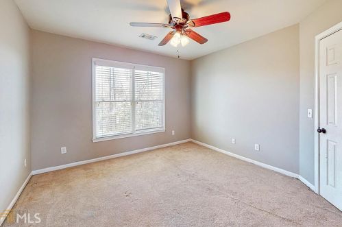 5135 Halcyon Dr, Atlanta GA  30349-1596 exterior