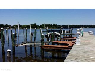 5 Sandie Point Ln, Portsmouth, VA 23701-1152