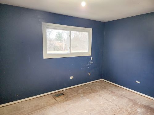 8816 Leslie Dr, Tinley Park, IL 60487-4646