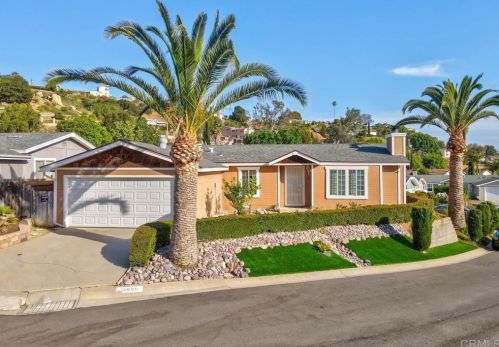 12659 Jackson Heights Dr, El Cajon, CA 92021-1762