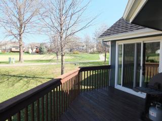712 La Costa St, Lees Summit, MO 64064-1358
