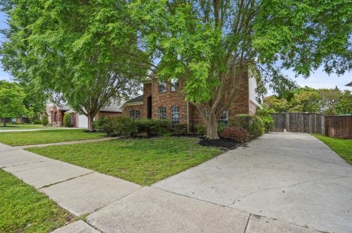 2520 Cornell Dr, Lewisville, TX 75022-4878