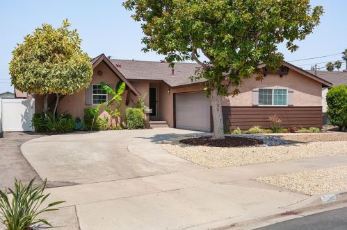 1296 Exeter St, El Cajon, CA 92019-2327