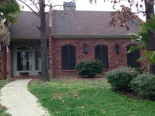 11056 Augusta Walk, Shreveport LA  71106-8375 exterior