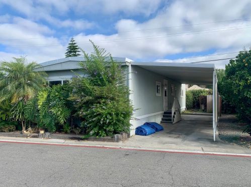 16 Bahia Ln, Oceanside, CA 92058-1802