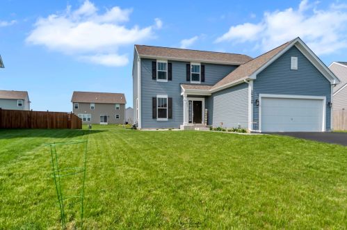 26426 Winding Oak Trl, Minooka, IL 60410-3337
