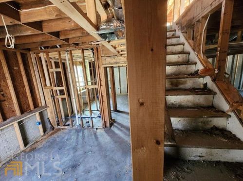 5522 Denny Dr, Atlanta GA  30349-5247 exterior