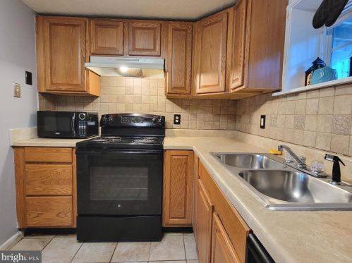 1112 Conservation Dr, Hedgesville WV  25427-5446 exterior