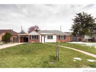 150 Oneida St, Denver CO  80220-6074 exterior