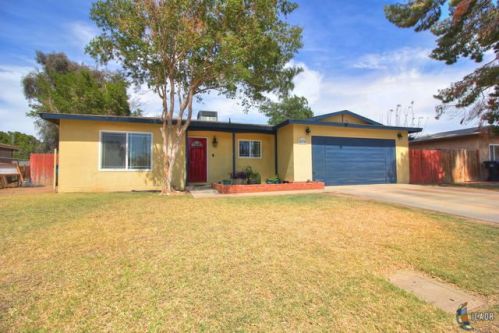 475 A St, Brawley, CA 92227-1405