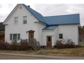 43 Railroad St, Lancaster, NH 03584-3045