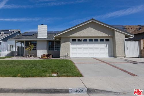1857 Pamela Ct, Simi Valley, CA 93065-2216