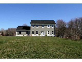 46 Copper Beech Dr, Portsmouth, RI 02871-5304