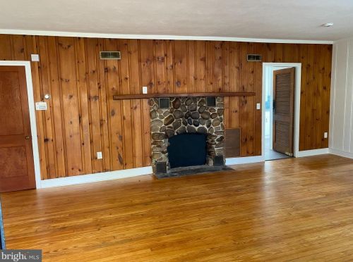 580 Ewing St, Princeton NJ  08540-2700 exterior