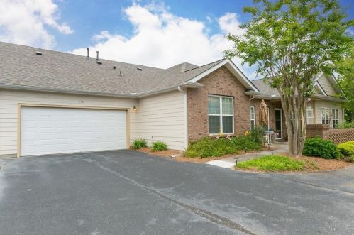 113 Villa Park Cir, Stone Mountain, GA 30087-3562