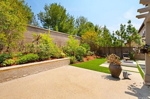 57 Crestwick, Irvine CA  92620-7306 exterior