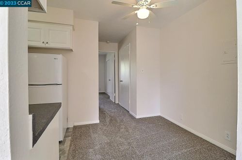 4260 Clayton Rd, Concord CA  94521-2744 exterior