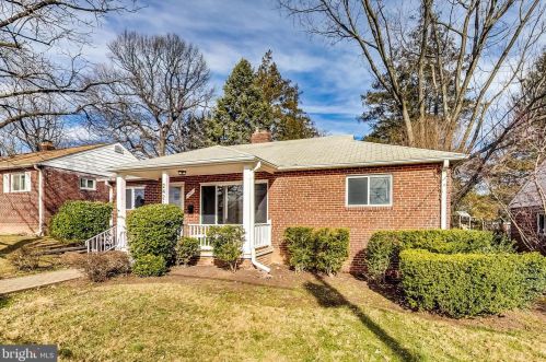 2421 Homestead Dr, Silver Spring MD  20902-4949 exterior