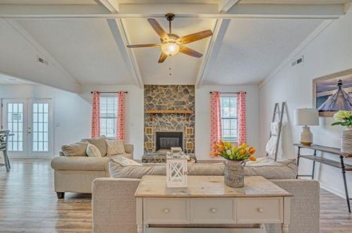 1307 Bishop Pine Dr, Ladson SC  29456-3139 exterior