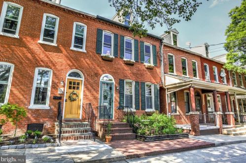 521 Walnut St, Lancaster PA  17603-3305 exterior