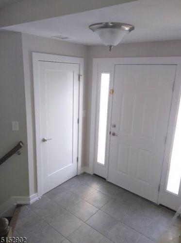 99 Sowers Dr, Hackettstown, NJ 07840-7625