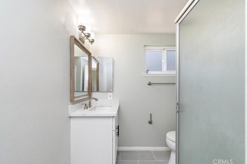 970 Eastglen Dr, La Verne, CA 91750-1833