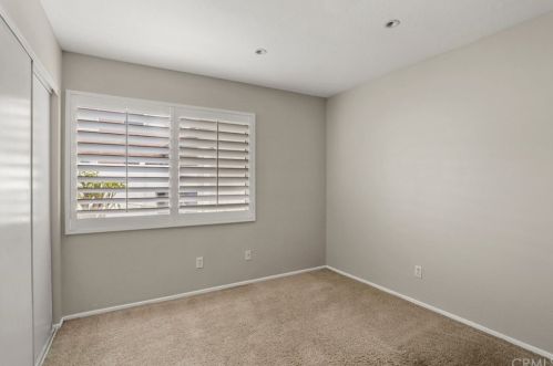 8623 Mesa Oak Dr, Riverside CA  92508-3123 exterior