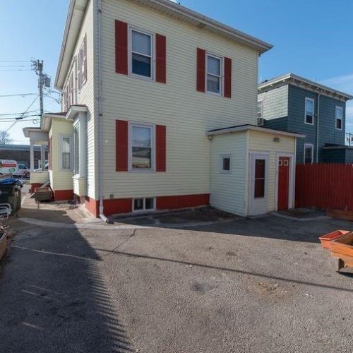 9 Yorktown Pl, Providence, RI 02908-4509