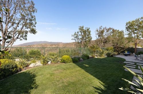 8199 Bailey Way, Anaheim, CA 92808-2514