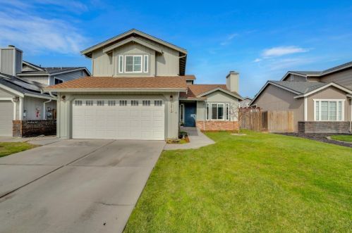 2613 Dardanelle Dr, Modesto, CA 95355-9375