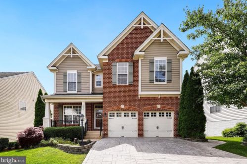 16384 Rusty Rudder Dr, Woodbridge, VA 22191-6358