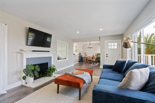 835 Phillips St, Vista CA  92083-7108 exterior