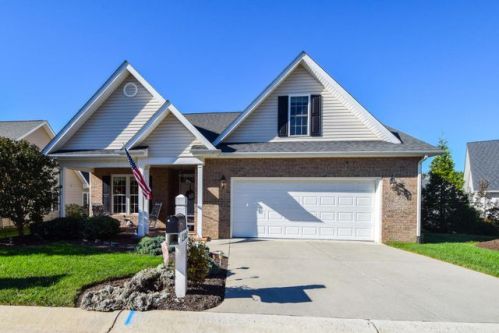 2302 Stone Creek Path, Vinton, VA 24179-1149