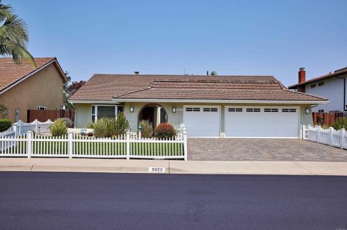 3020 Garboso St, Carlsbad, CA 92009-8326