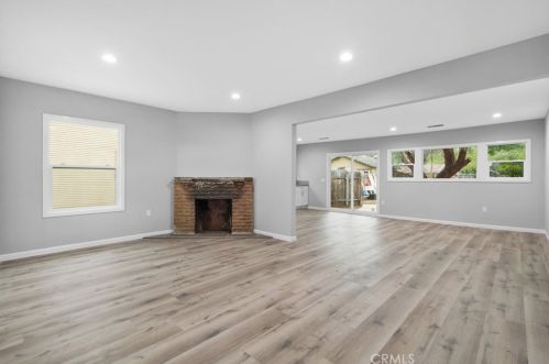 4400 Cover St, Riverside, CA 92506-2241
